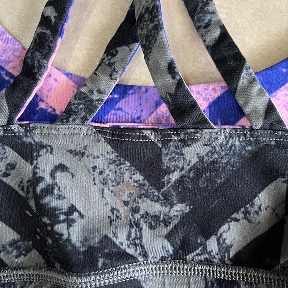 Ivivva Athletic Sports Bra EUC - Picture 5 of 7
